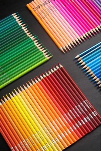 Imagem 5 de 7 de Lapis De Cor Artistico Profissional Com 180 Cores Brutfuner