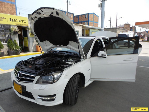 Imagen 8 de 25 de Mercedes Benz C 200 Cgi