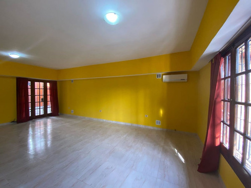 Casa Chalet En Alquiler