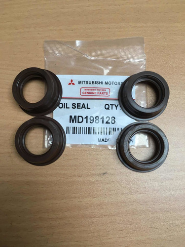Imagen 2 de 3 de Sellos Bujias Mitsubishi Panel L300 L200 Pickup