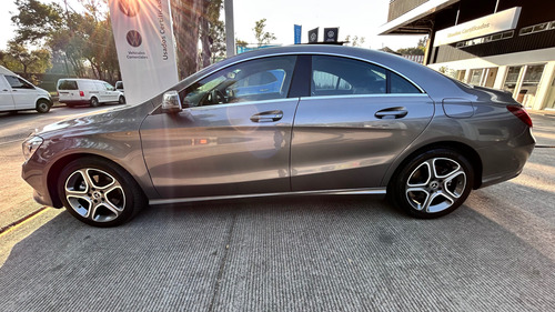 Mercedes-Benz Clase CLA 1.6 200 Cgi Sport At