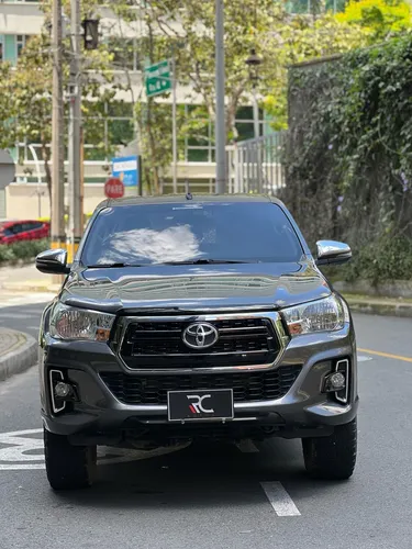 Toyota Hilux 2.4l