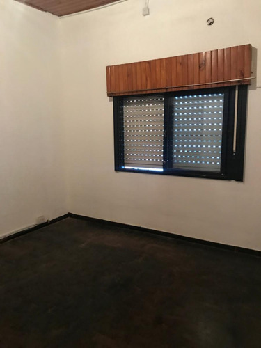 Imagen 8 de 10 de Alquiler - Ph 3 Ambientes Con Patio - Villa Madero