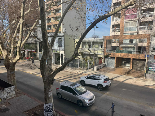 Alquiler Apto Pocitos 2 Dorm Simón Bolívar Rivera 1 Esc Fte