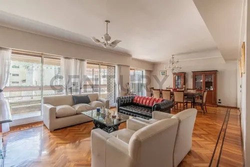 Venta Departamento 5 Ambientes Con Dependencia Y 2 Cocheras En Recoleta.