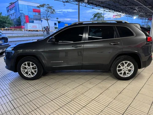 Jeep Cherokee 3.2 Longitude