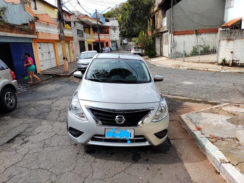 Imagem 8 de 10 de Vendo Nissan Versa 1.6 16v Sv Câmbio Cvt - Flex