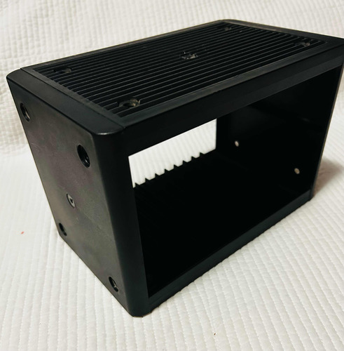 Caja Porta Cds Para 15 Unidades, De Plásticos Negro (Usado)