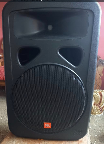 Cornetas Jbl Eon 1500 225 El Par    [pasiva]