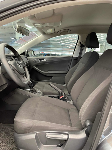 Imagen 6 de 12 de Volkswagen Jetta 2017 2.0 Tiptronic At