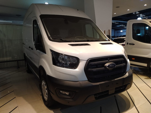 Imagen 18 de 23 de Ford Transit Diesel 2.2l 4x2 Furgon Larga Te 2023 0km 3