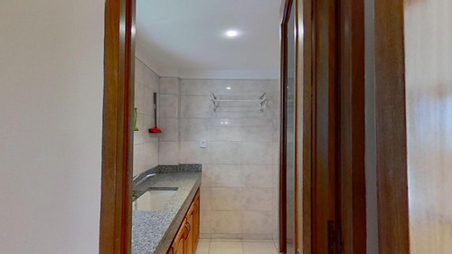 Departamento De Categoría - Tres Dormitorios - Frente A Pza San Martín - La Plata