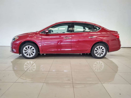 Imagen 5 de 13 de Nissan Sentra 2017 1.8 Advance At
