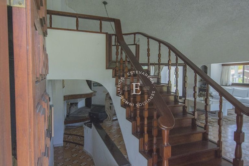Imagen 8 de 22 de Casa En Venta De 4 Dormitorios En Playa Mansa (ref: Est-534)