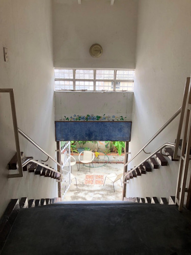 Vendo Casa De 2 ´pisos Los Sauces,220m2,4 Hab 3 Baños, 2 Aptos Con Entrada Independiente