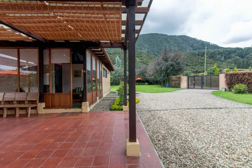 Casa En Venta En Llano Grande. Cod V2472