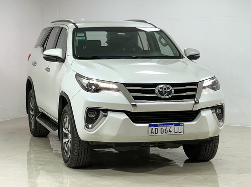 Toyota Hilux SW4 2.8 Srx 177cv 4x4 7as At