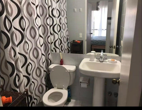 Departamento En Venta De 2 Dorm, 1 Baño En Horcón, Est. Bod.