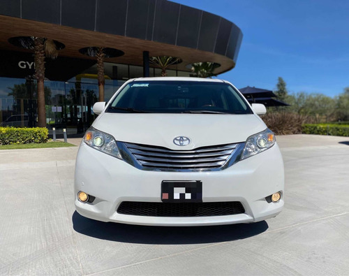 Imagen 8 de 15 de Toyota Sienna 2012 Xle Piel Limited Qc Dvd At