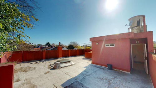 Imagen 19 de 21 de Amplio P.h. En Planta Alta, Con 3 Dormitorios Y Terraza Propia De 70 M2, En Zona Residencial.