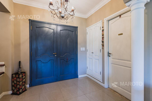 Imagen 8 de 30 de Casa En Venta En Barrio San Lucas Con Cuatro Dormitorios - Maroto Propiedades