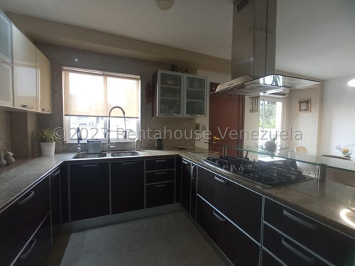 Casa En Venta En Terrazas Del Country Valencia Carabobo 24-3485, Eloisa Mejia
