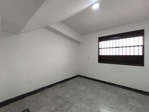 Casa En Arriendo En Lleras Restrepo. Cod A19837