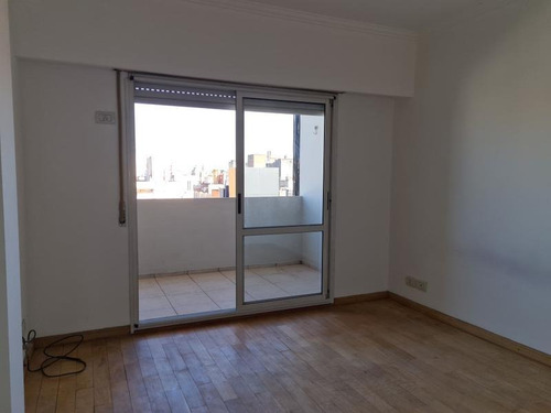 Imagen 11 de 17 de Mendoza 357. 1 Dorm Comodin. Piscina Y Quincho!!!