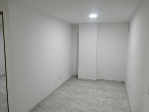 Imagen 12 de 15 de Apartamento En Venta Campo Valdes 1074-790