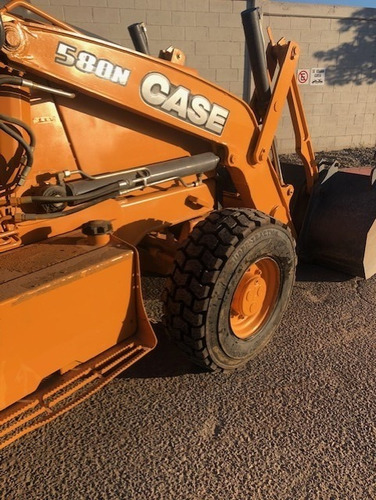 Imagen 13 de 15 de Retro Case 580n 2013 4x4, Extension,