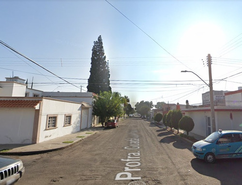 Sk01- Casa En Remate Bancario En C. Profa Guadalupe Patoni, Col. Del Maestro, Durango. (65% Debajo De Su Valor Comercial, Solo Recurso Propio)