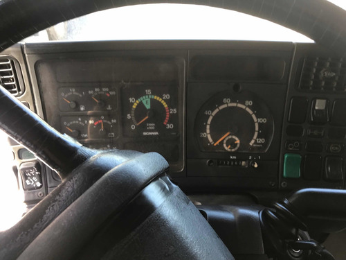 Imagen 8 de 10 de Scania 330 2006 114