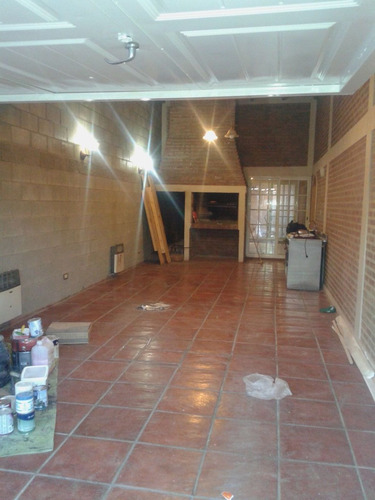 Imagen 11 de 17 de Venta De Gran Casa 4 Ambientes Y Dos Departamentos En Pico