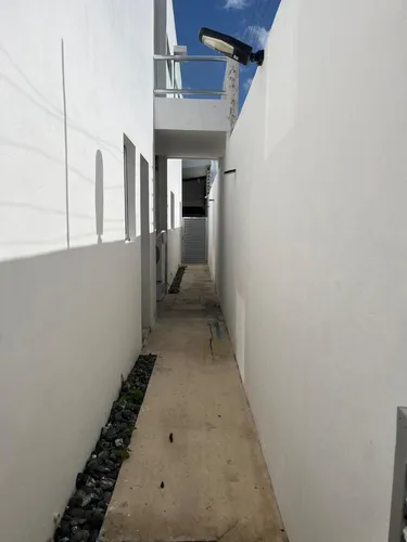 Casa En Venta En Merida F-21189, 3 Rec. Altabrisa, $10,500,000 Mn