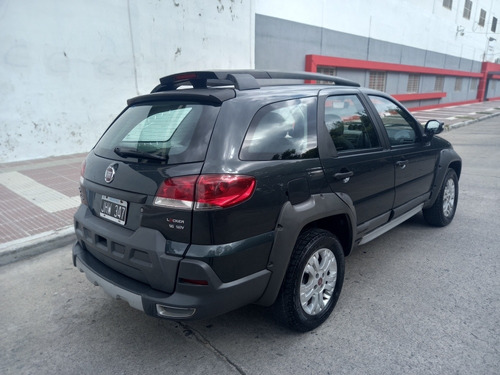 Fiat Palio 1.6 Adventure Locker 2011