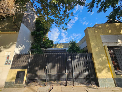 Venta Casa 6 Ambientes Con Patio, Quincho Y Cochera - Villa Ballester