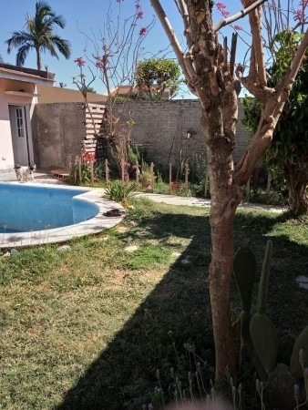 Imagen 4 de 23 de Casa Con Piscina, Cochera Y 4 Dormitorios Zona Puente Santo Tomé.
