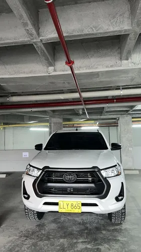Toyota Hilux 2.7 Gasolina Mec 2022