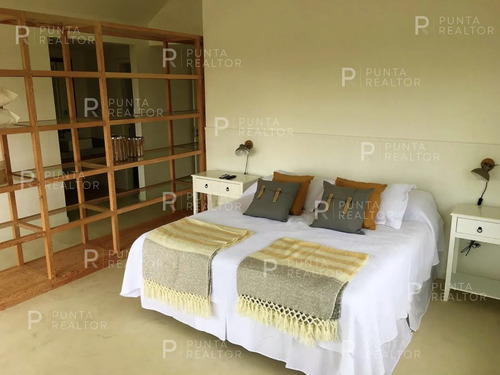 Casa Alquiler Pinar Del Faro 6 Dormitorios, José Ignacio, Uruguay
