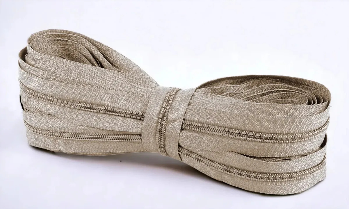 Zíper N5 De Nylon 50 Metros Para Artesanato Cor Cinza prata
