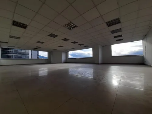 Oficina En Arriendo/venta En North Point. Cod A1038793