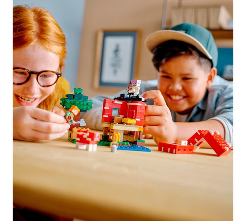 Imagen 6 de 8 de Lego® Minecraft - La Casa-champiñón (21179) Cantidad de piezas 272
