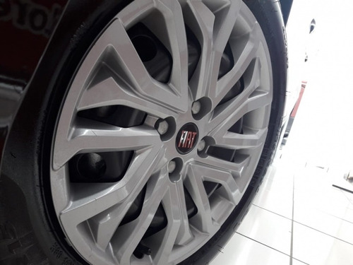 Imagem 13 de 14 de Fiat Cronos 1.3 Completo