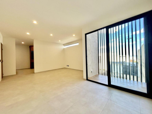 Casa Con Las Recámaras Más Amplias De Zibatá.