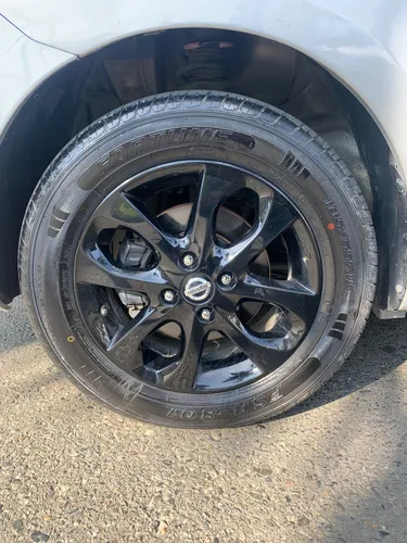 Nissan March Active