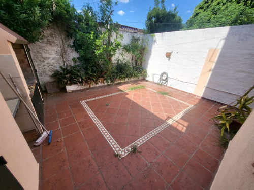 Venta De Casa En Castelar Norte