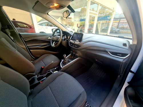 Imagen 17 de 22 de Nuevo Chevrolet Onix 1.2 Lt Tech 2023 0km Color Smartin3
