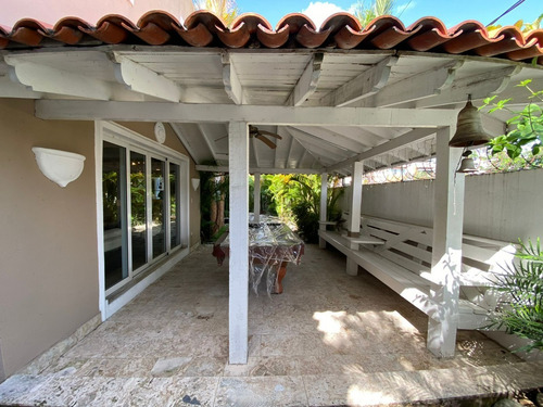 Imagen 10 de 30 de Arroyo Hondo Viejo - Casa En Venta En Proyecto Cerrado - 680 M2 - 2 Niveles 3 Habitaciones Estudio 2 Terrazas Gas Común Planta Eléctrica Full Portón Eléctrico Seguridad Piscina Con Jacuzzi