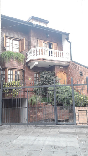 Imagen 1 de 14 de Casa 6 Amb C/terraza,balcon,patio Garage,parque Patricios