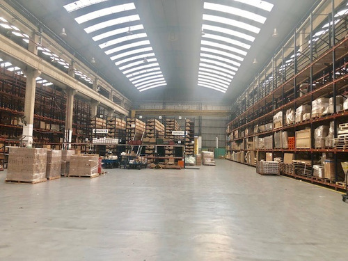 Imagen 1 de 4 de Nave Industrial De 4000m2 En El Triángulo